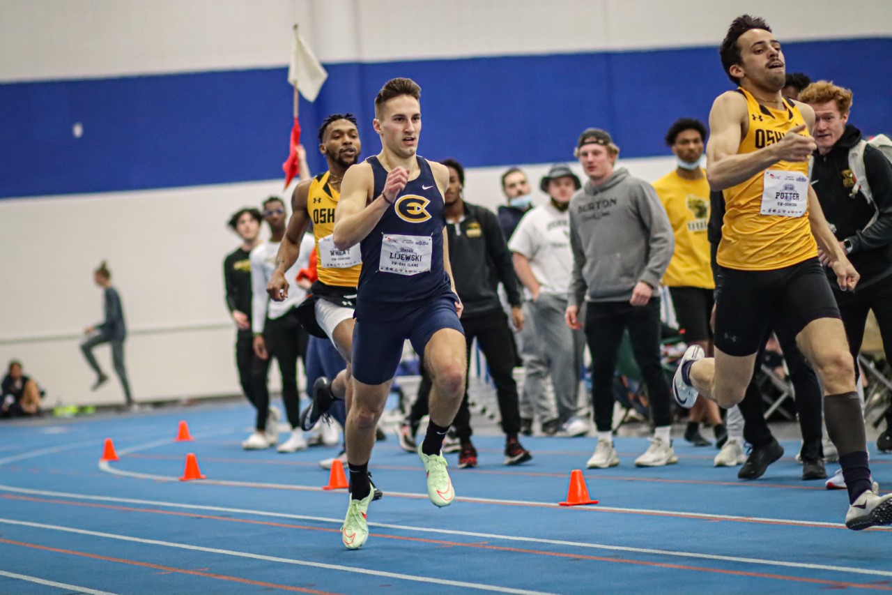 Blugold track and field make it on the podium at the WIAC indoor