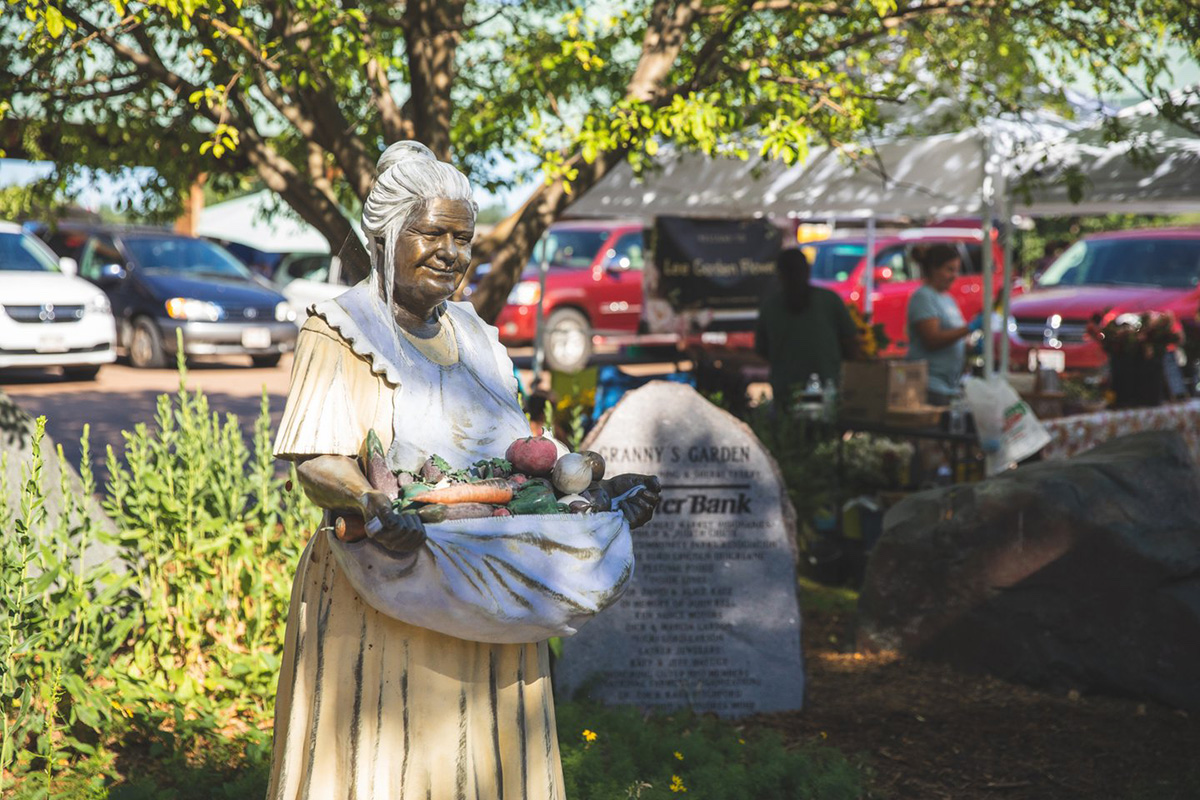  “Granny’s Garden,” by Lee Leuning and Sherri Treeby is a permanent sculpture in Eau Claire. (Photo by Megan Zabel Holmes with permission by Visit Eau Claire)